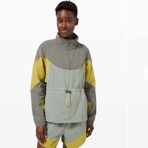 Lululemon Evergreen Anorak EUCGrey Sage / Yellow Pear / Green Fern